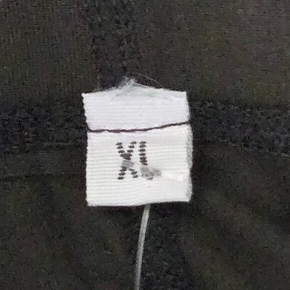 NWT | Black High Waist Maternity Activewear Shorts Pockets Over The Bump | Large - Picture 4 of 4